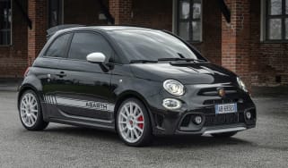 2021 Abarth 695 Esseesse