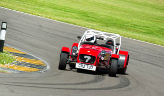 Caterham 420 Cup – cornering