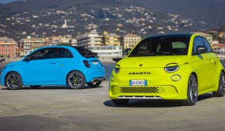 Abarth 500e – twin static