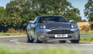 Aston Martin Vanquish – front