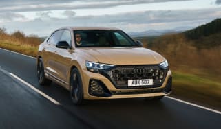 Audi SQ8 – front