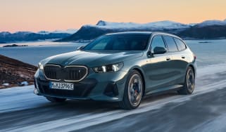 BMW 5-series Touring – front