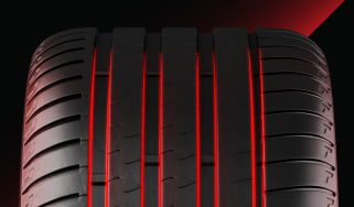 Bridgestone Potenza Sport - asymmetrical construction 