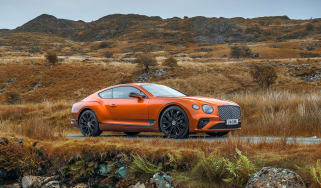 Bentley Continental GT Mulliner W12 – front quarter