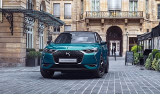 DS 3 Crossback - front quarter