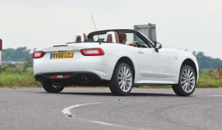 Fiat 124 Spider - Rear