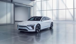 Nio ET - front quarter