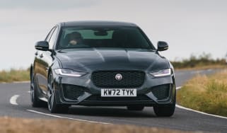 Jaguar XE 300 Sport AWD – front