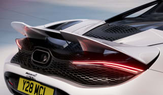 McLaren 750S – rear