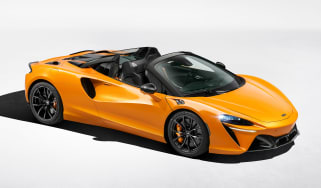 McLaren Artura Spider – front
