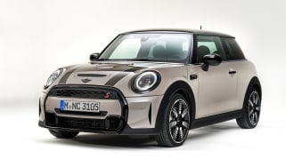 Mini Cooper S 2021 - front quarter