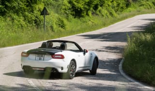 Abarth 124 Spider – rear quarter