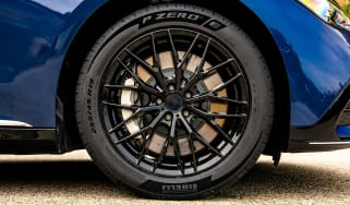Pirelli P Zero E