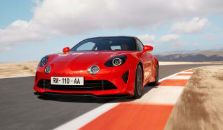 Alpine A110 S – front tracking